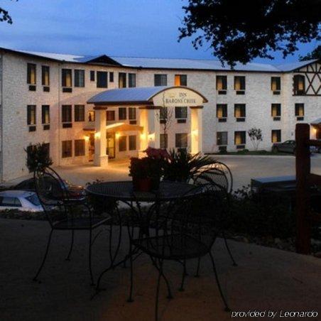 Inn On Barons Creek Fredericksburg Exterior foto