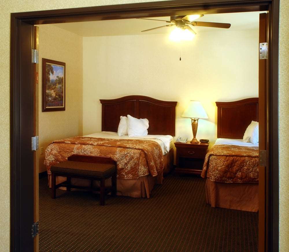 Inn On Barons Creek Fredericksburg Habitación foto